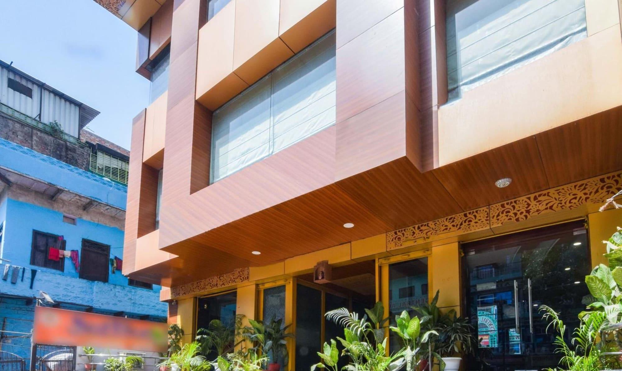 Vista Exterior Hotel Saffron