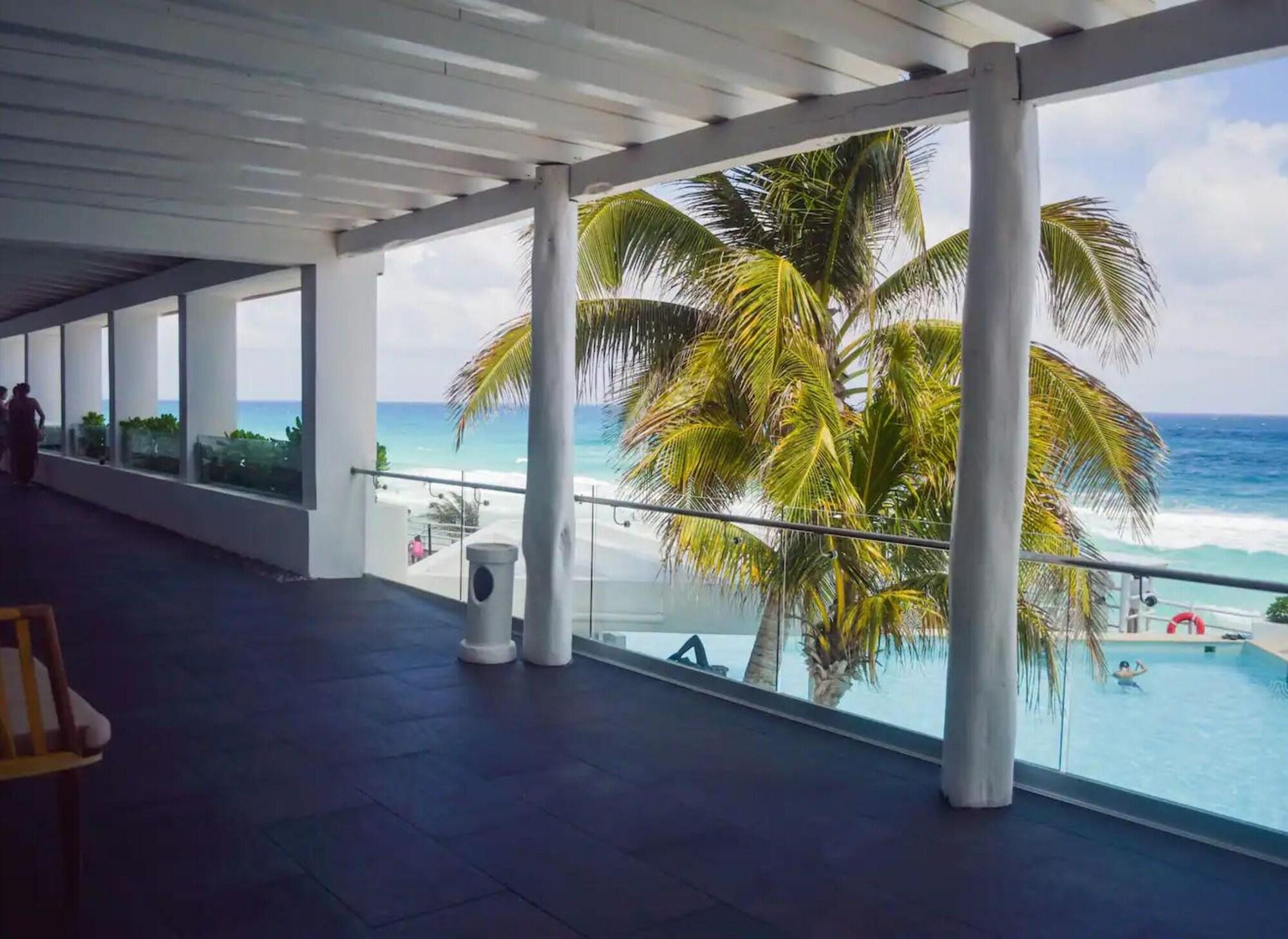 Comodidades del Alojamiento Oceanfront Studio Magnificent Views