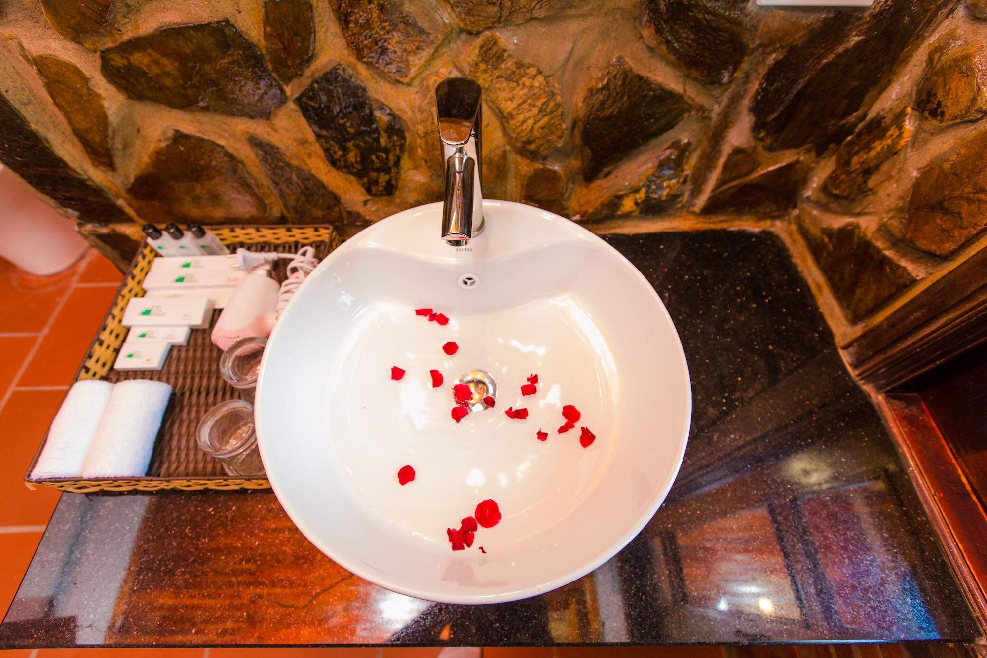 Spa Palm Hill Resort Phu Quoc