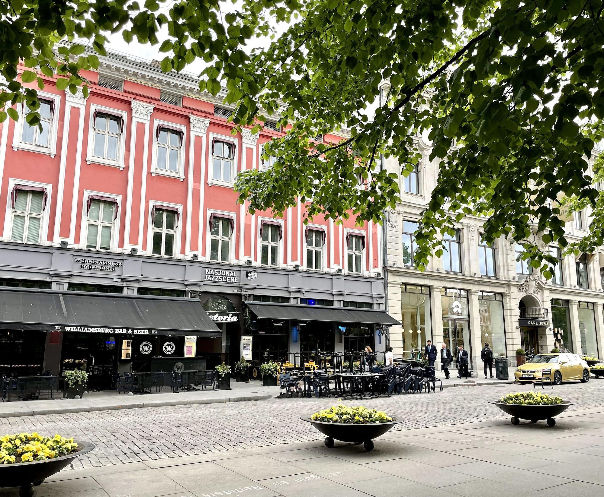 Varios Karl Johans gate 35