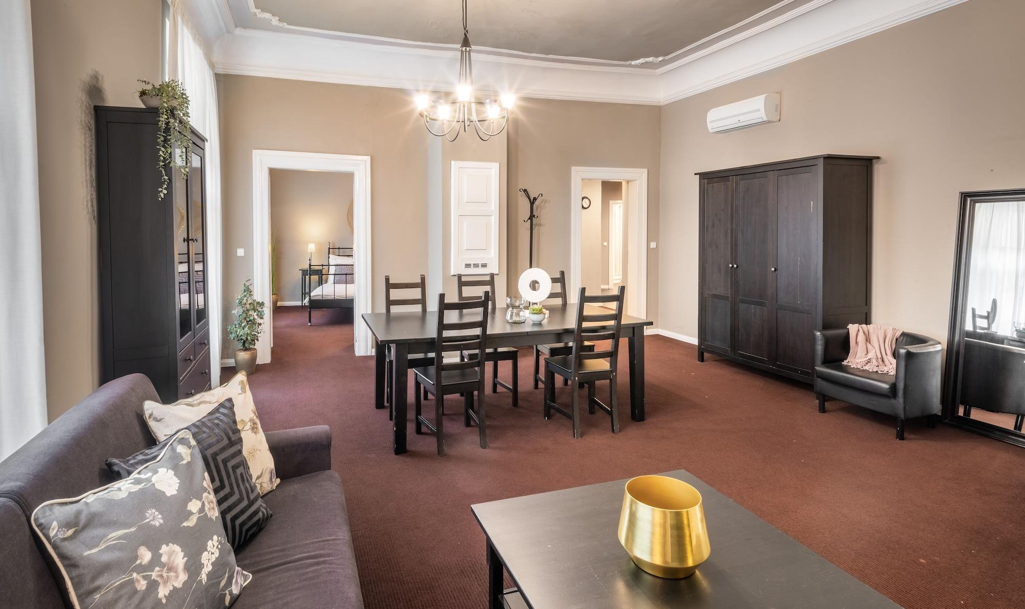Comodidades del Alojamiento Hotel Palác U Kočků by Adrez Living