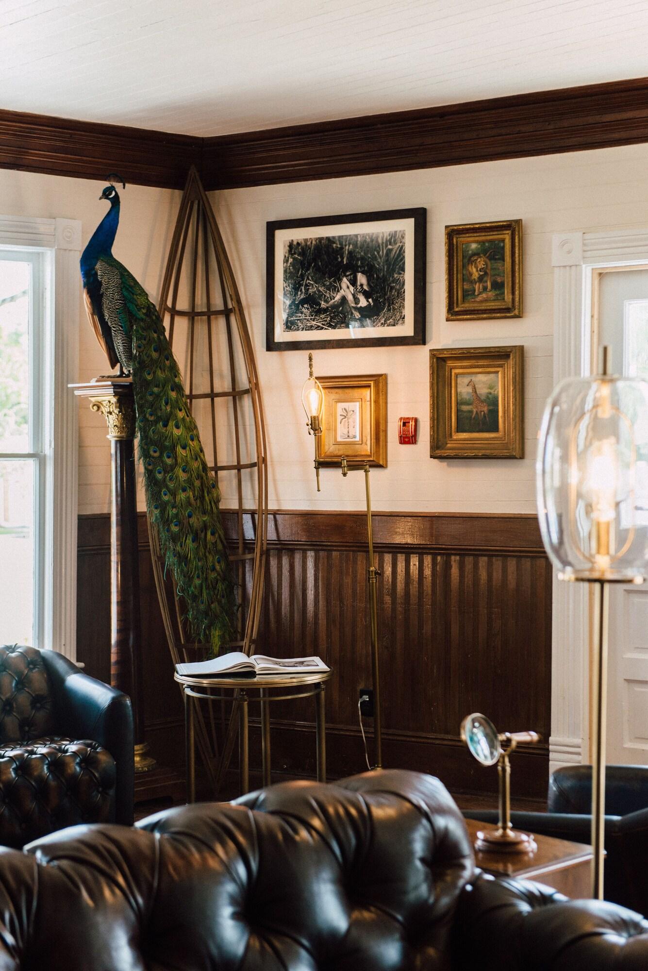 Vista Lobby Gibson Inn