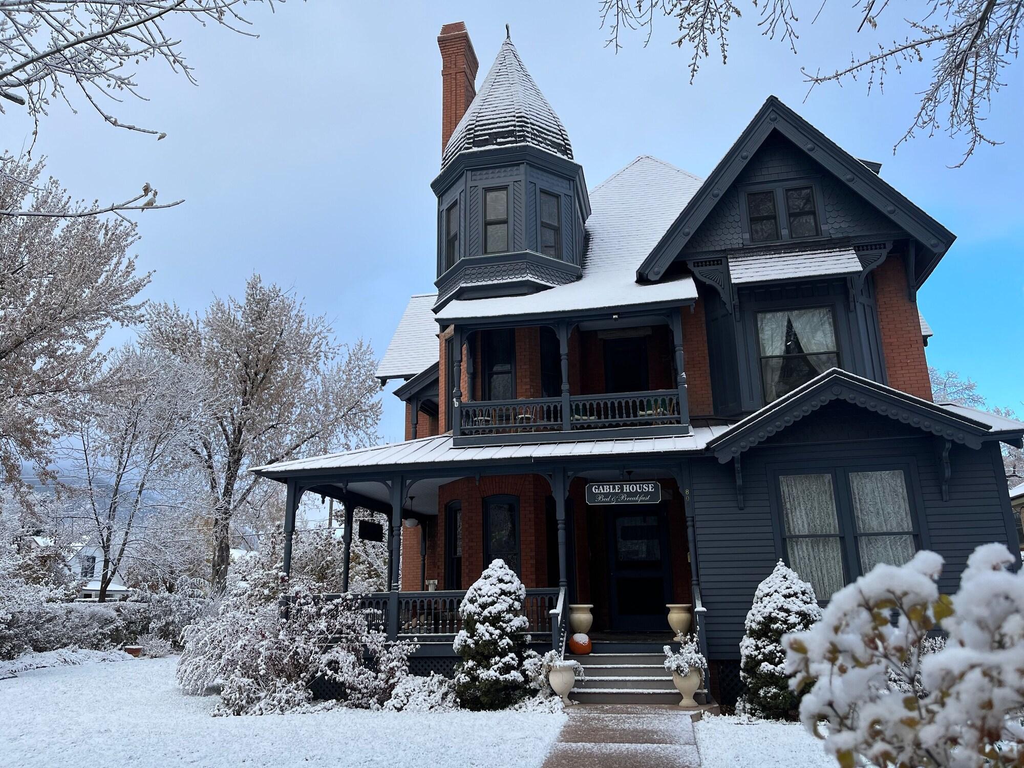 Vista Exterior Gable House Bed & Breakfast Inn