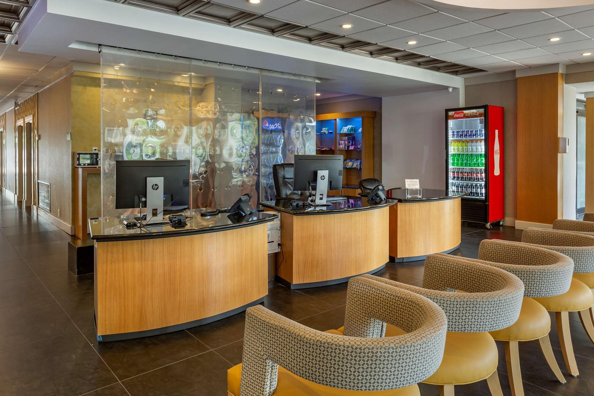 Vista Lobby Best Western Plus University Inn