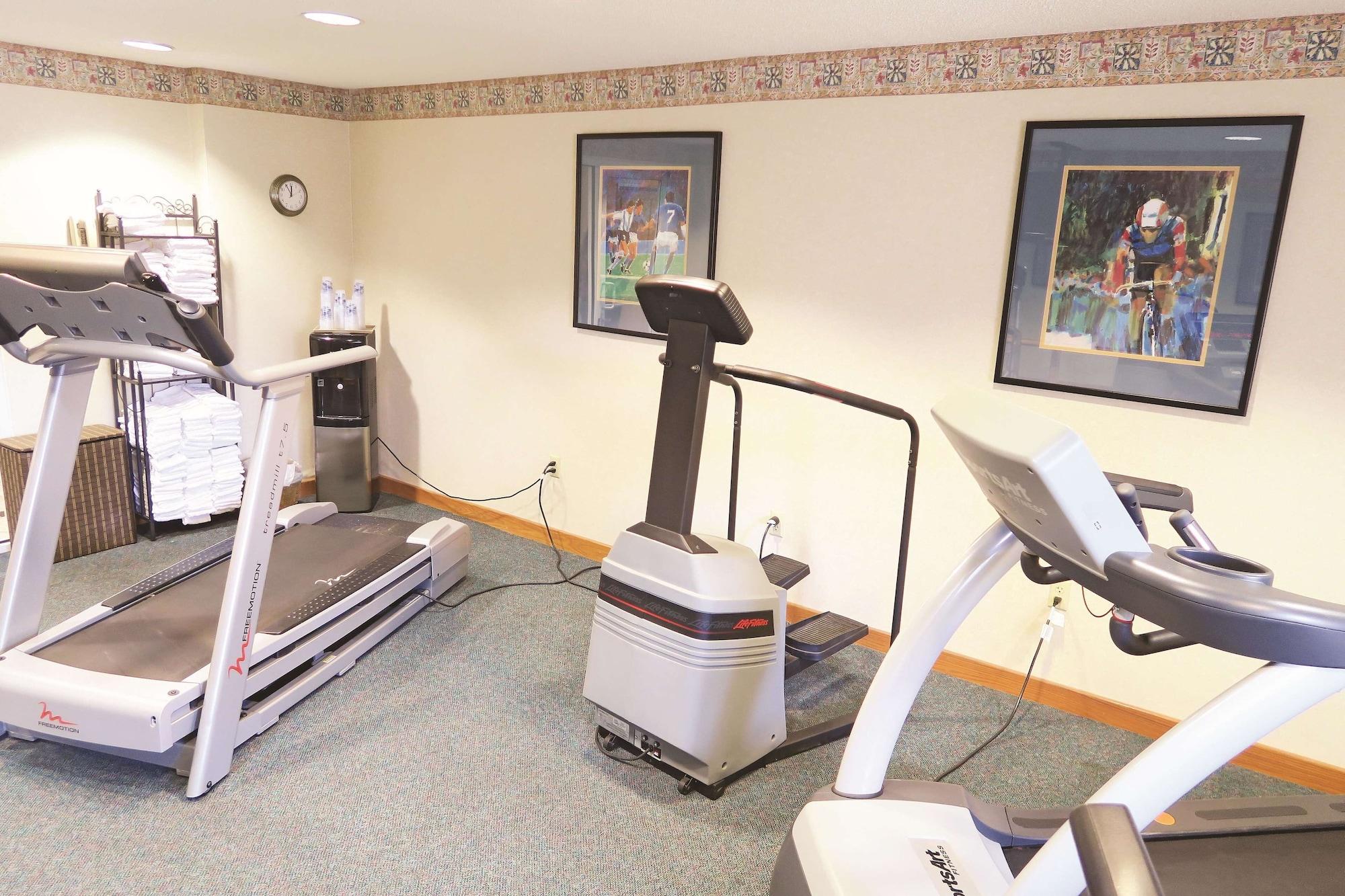Gimnasio La Quinta Inn by Wyndham Milwaukee Airport / Oak Creek