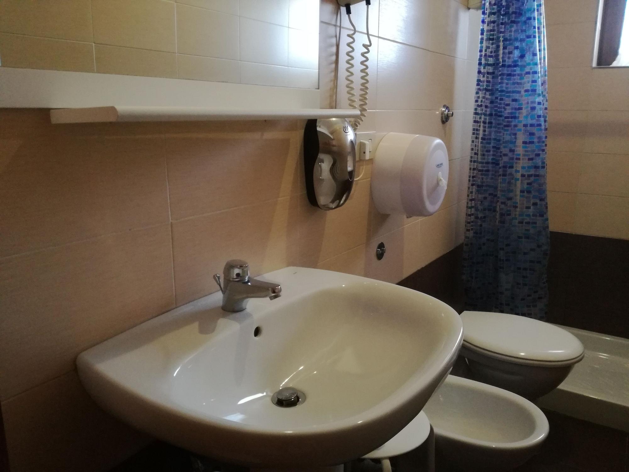 Equipamiento de Habitación Hotel Blu Rieti