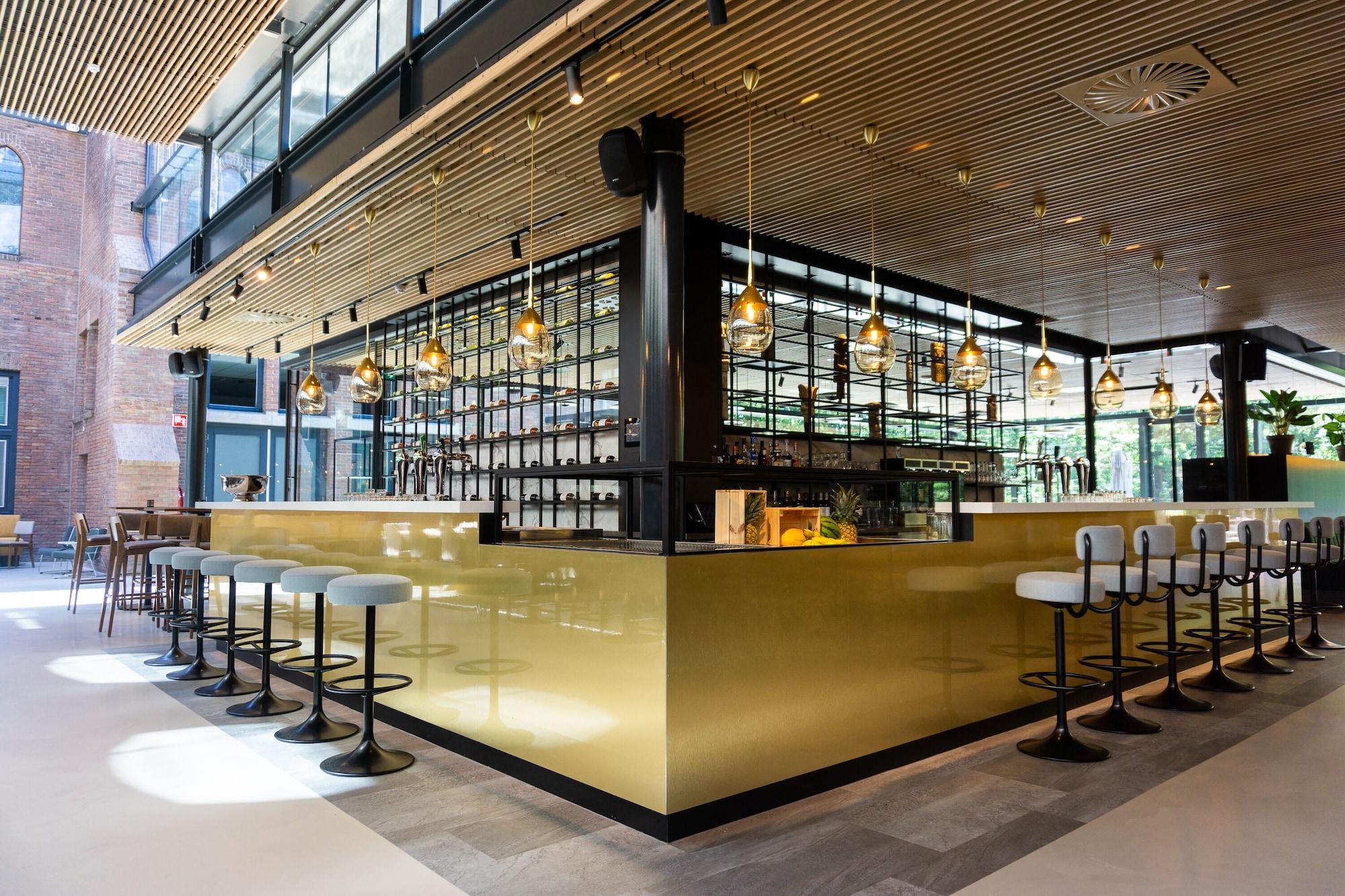 Bar/Salón Conferentiehotel Kontakt der Kontinenten