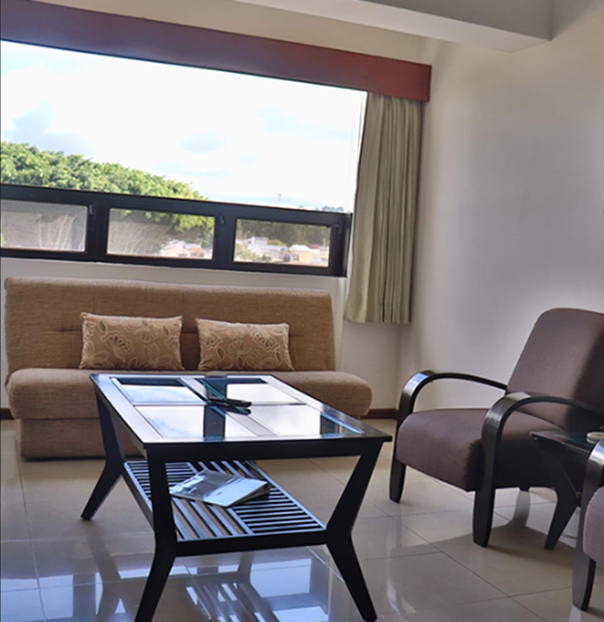 Comodidades del Alojamiento Suites Jardin Imperial