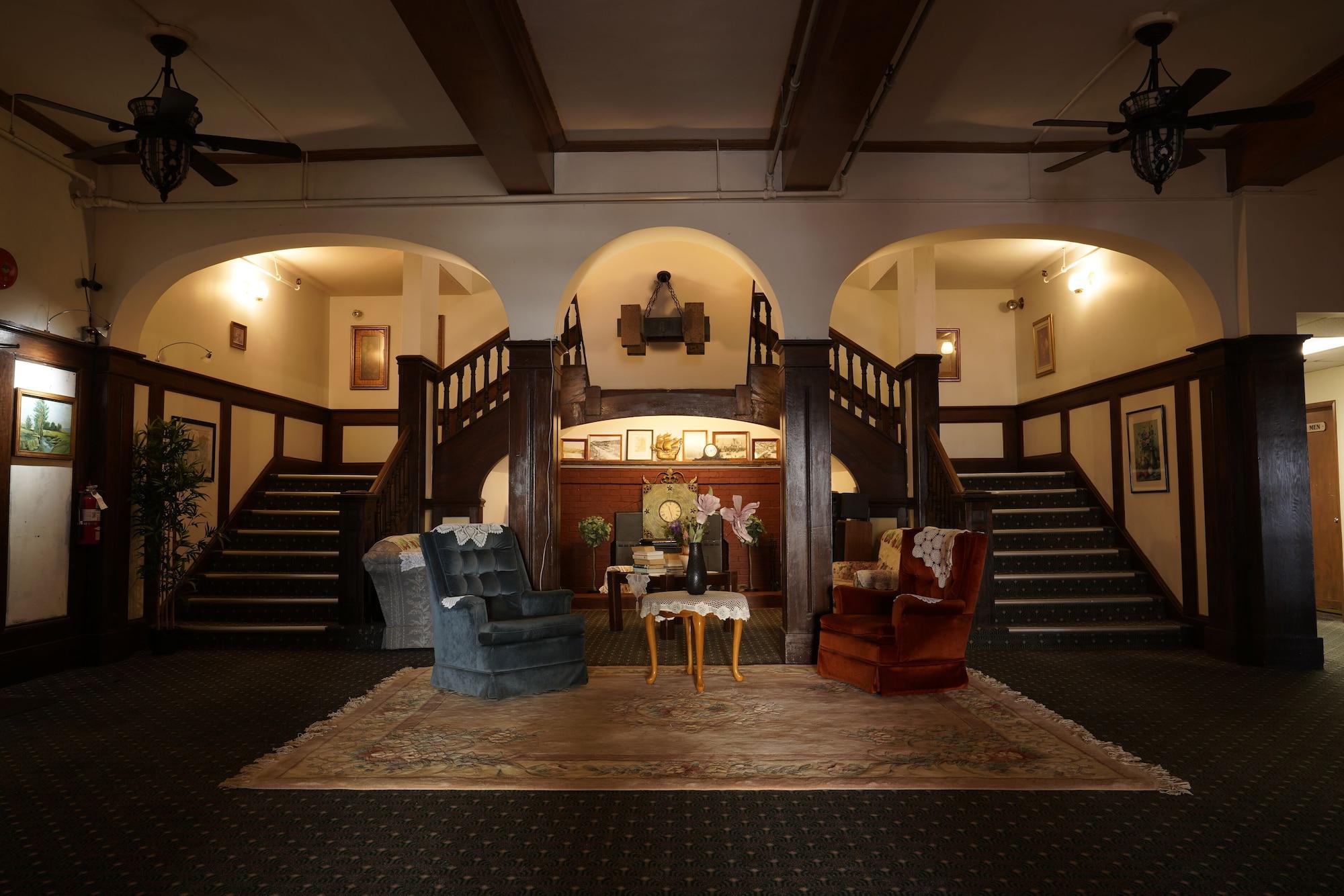 Varios Rodmay Heritage Hotel