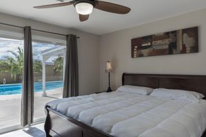 Alquiler Vacacional - You will be close to Strip and downtown area shopping. Heated pool per request.