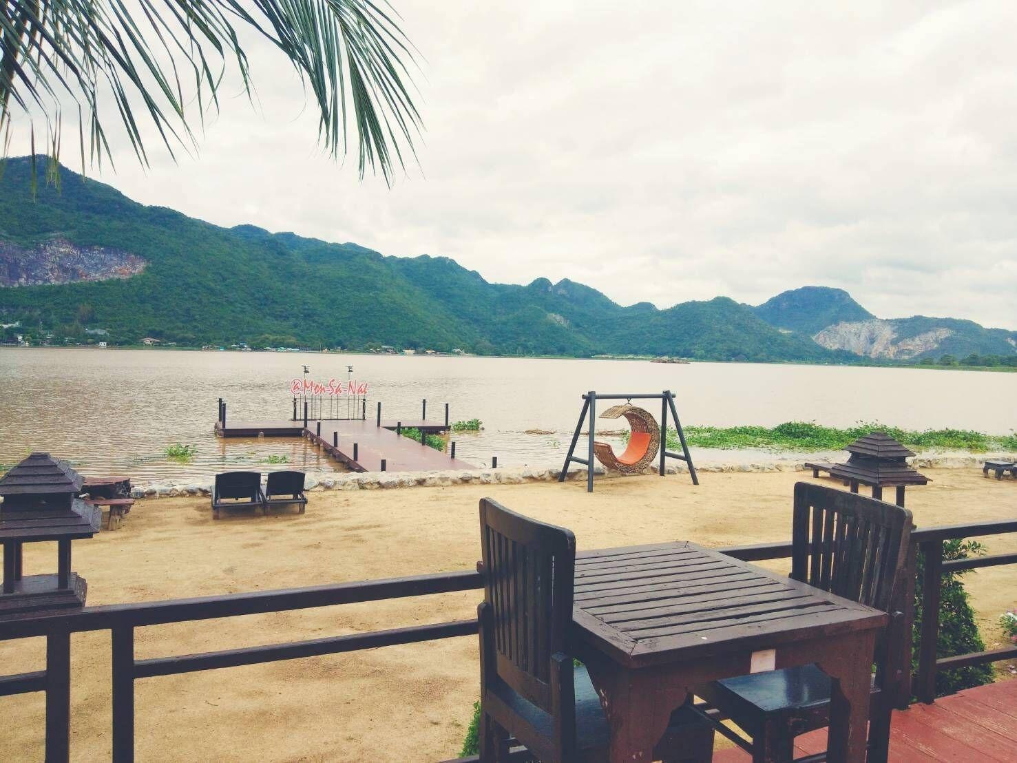 Restaurant Monsane River Kwai Resort