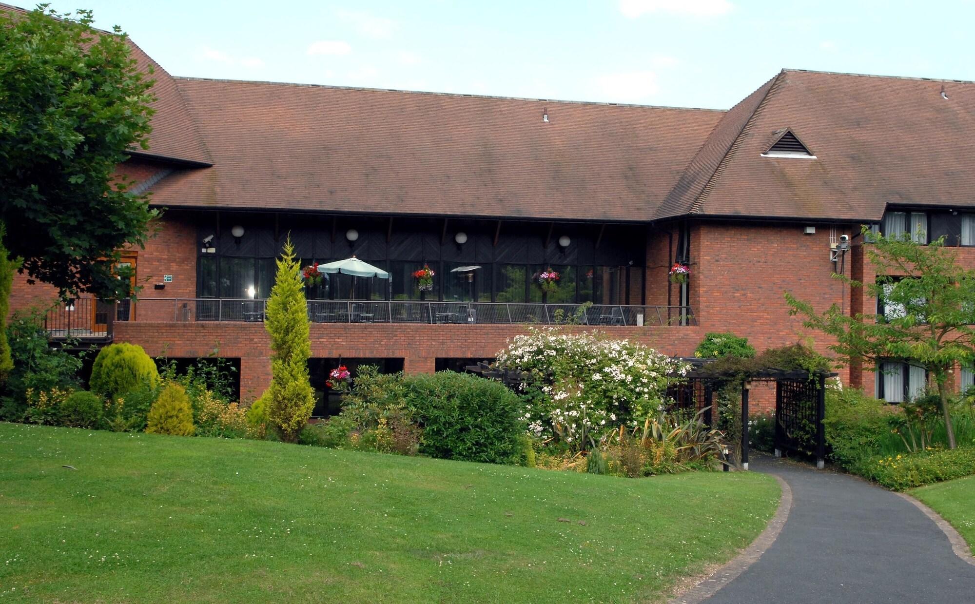 Vista Exterior Ramada by Wyndham Telford Ironbridge