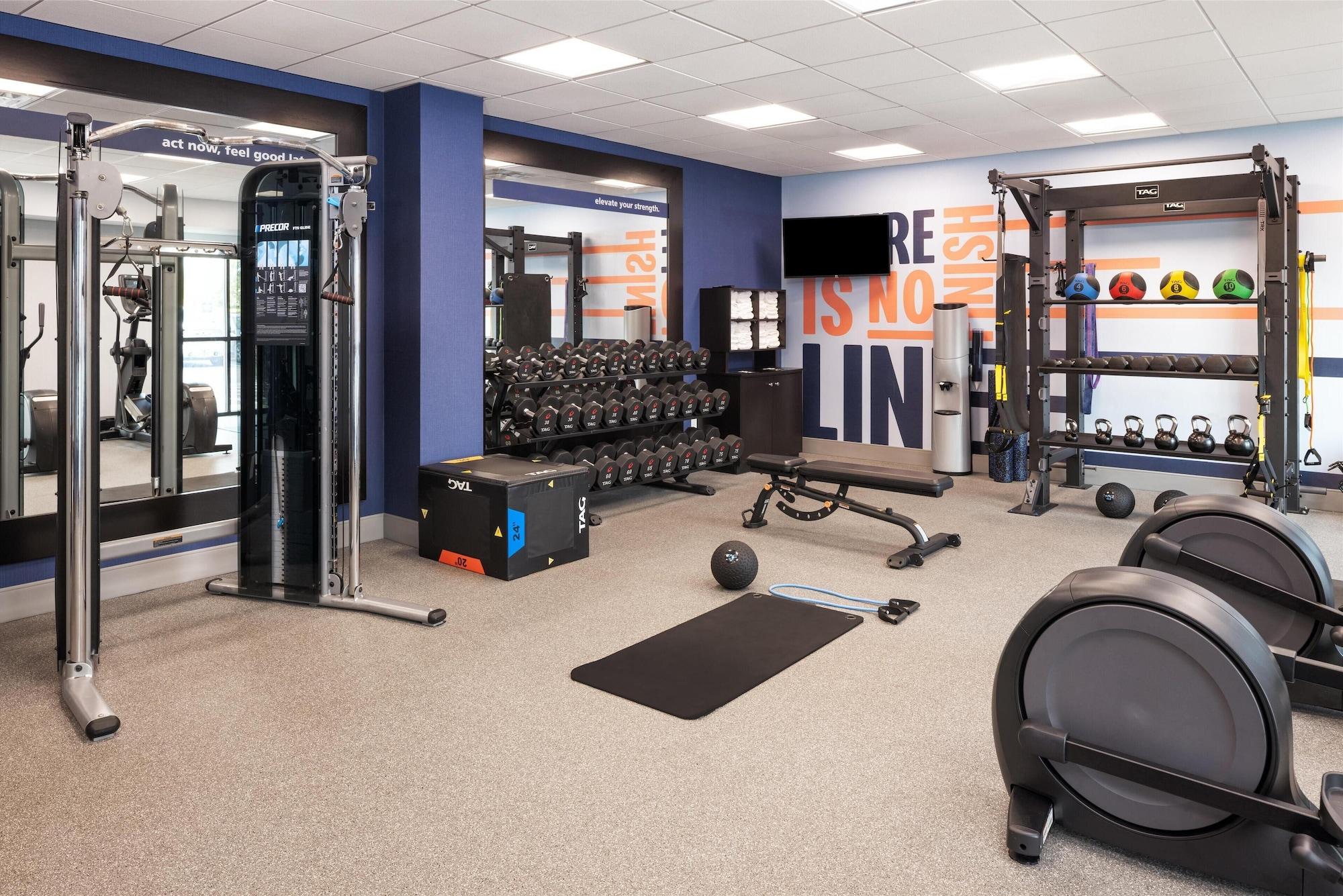 Gimnasio Hampton Inn Minneapolis-Roseville