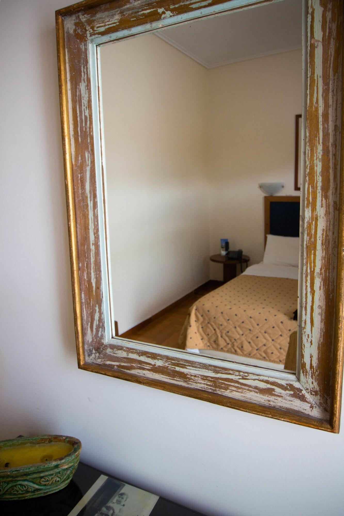 Set de Habitación Adams Hotel