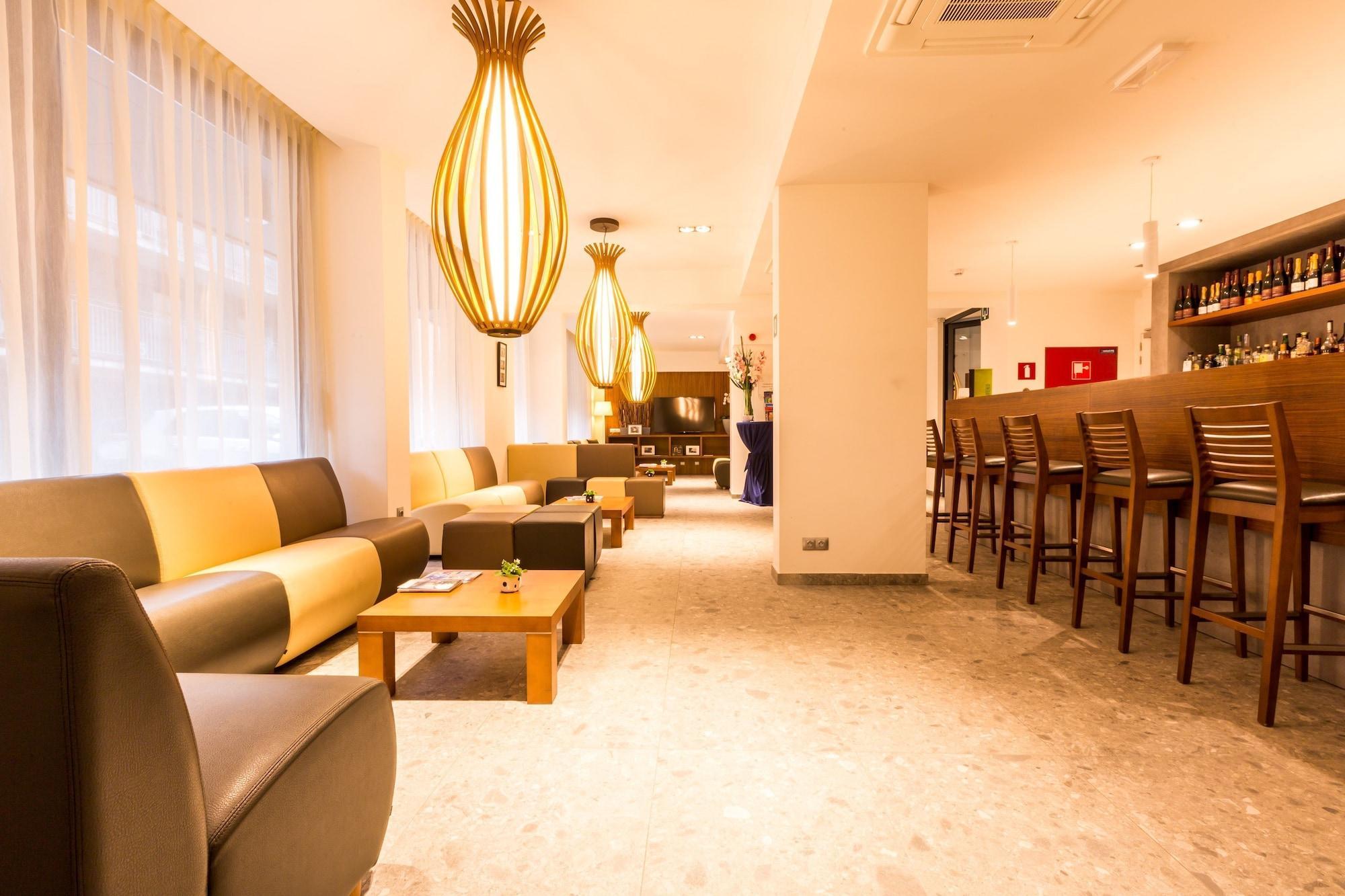 Bar/Salón Tower Hotel Aalst