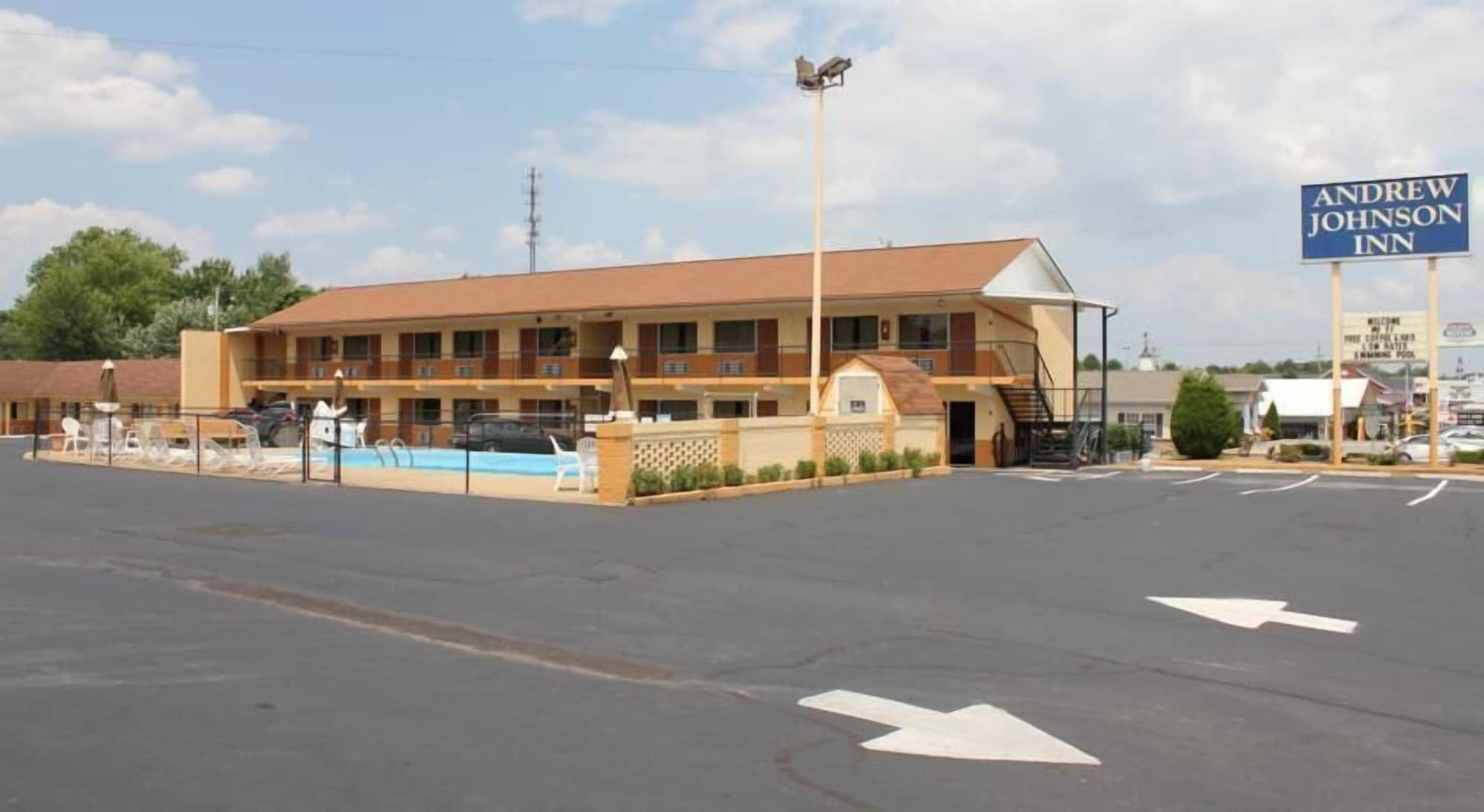 Vista Exterior Andrew Johnson Inn