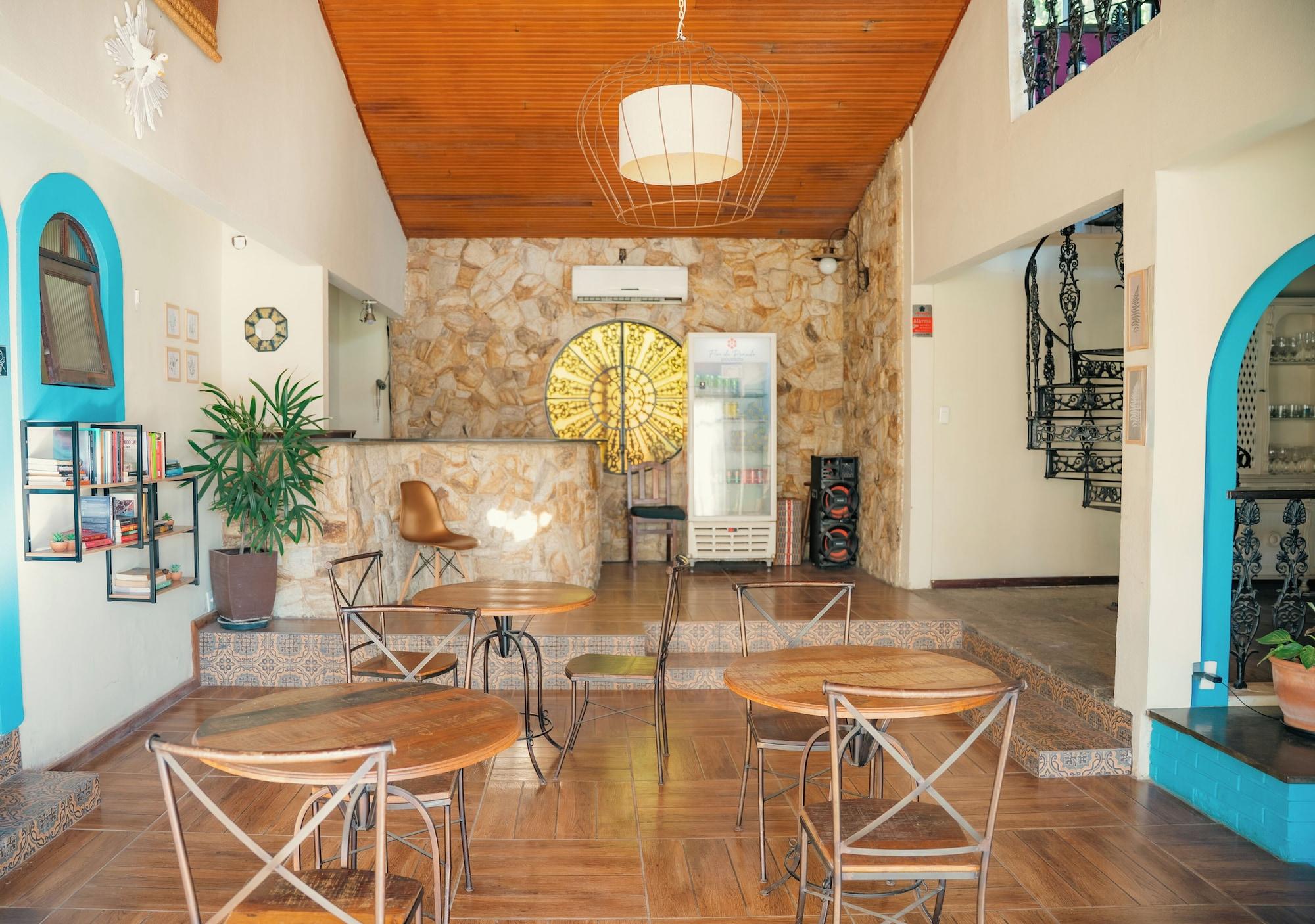 Vista Lobby Pousada Flor De Penedo