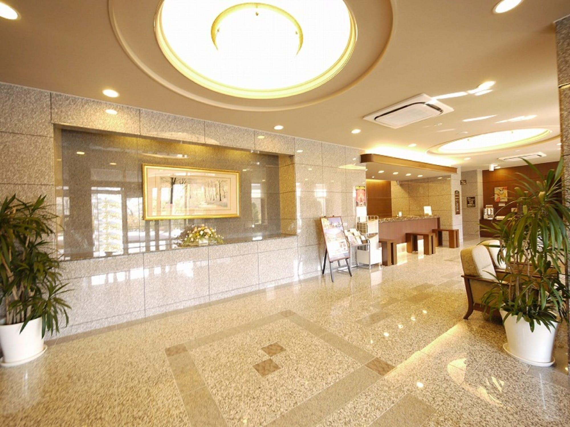 Vista Lobby Hotel Route-Inn Dai-Ni Kameyama Inter