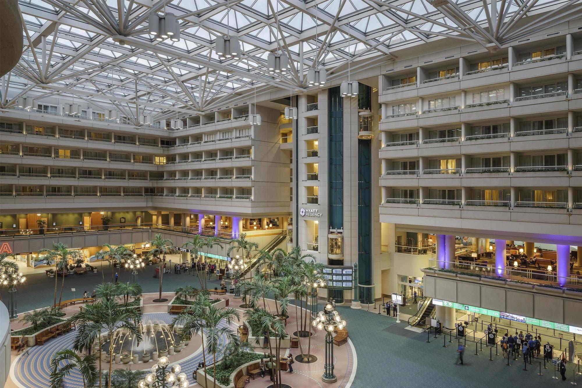 Vista Lobby Hyatt Regency Orlando International Airport