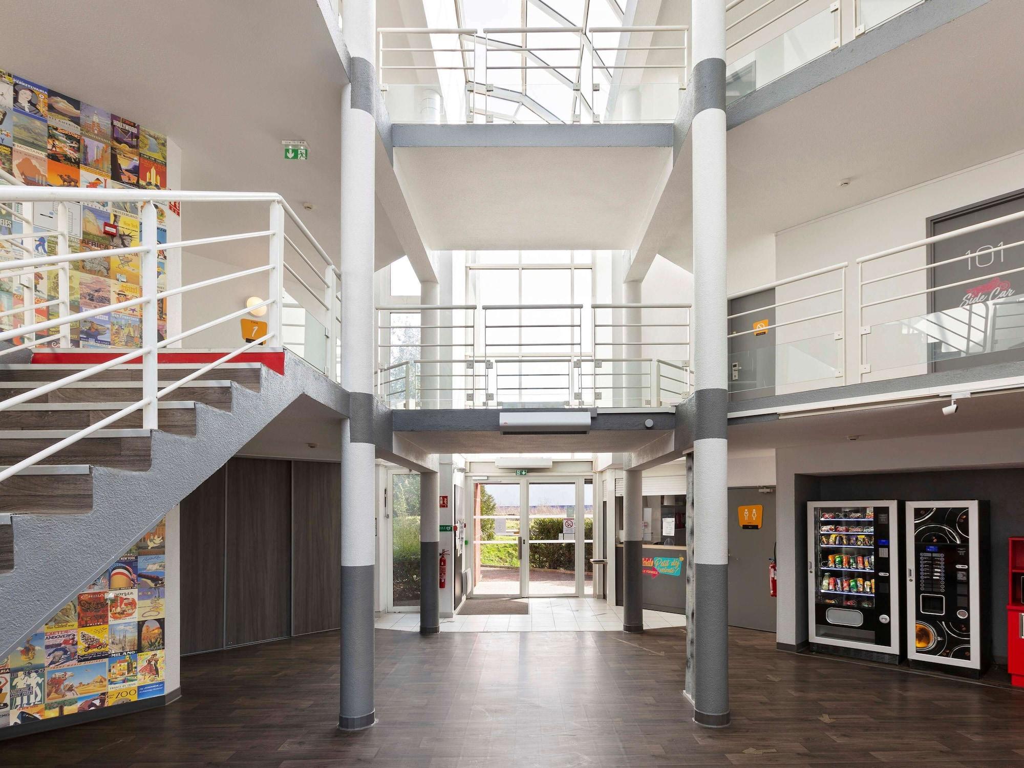 Vista Lobby hotelF1 Longwy
