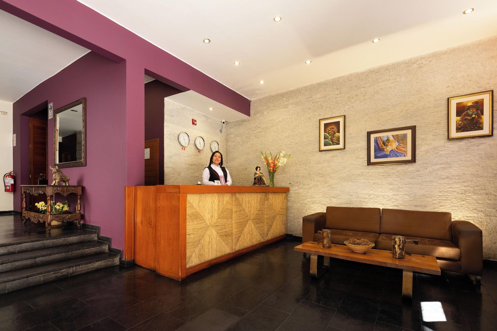 Vista Lobby Hotel Mamasara