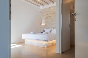 Alquiler Vacacional - Aegean Feelings - Luxury Villa Calm with Private Pool close to Piso Livadi Beach