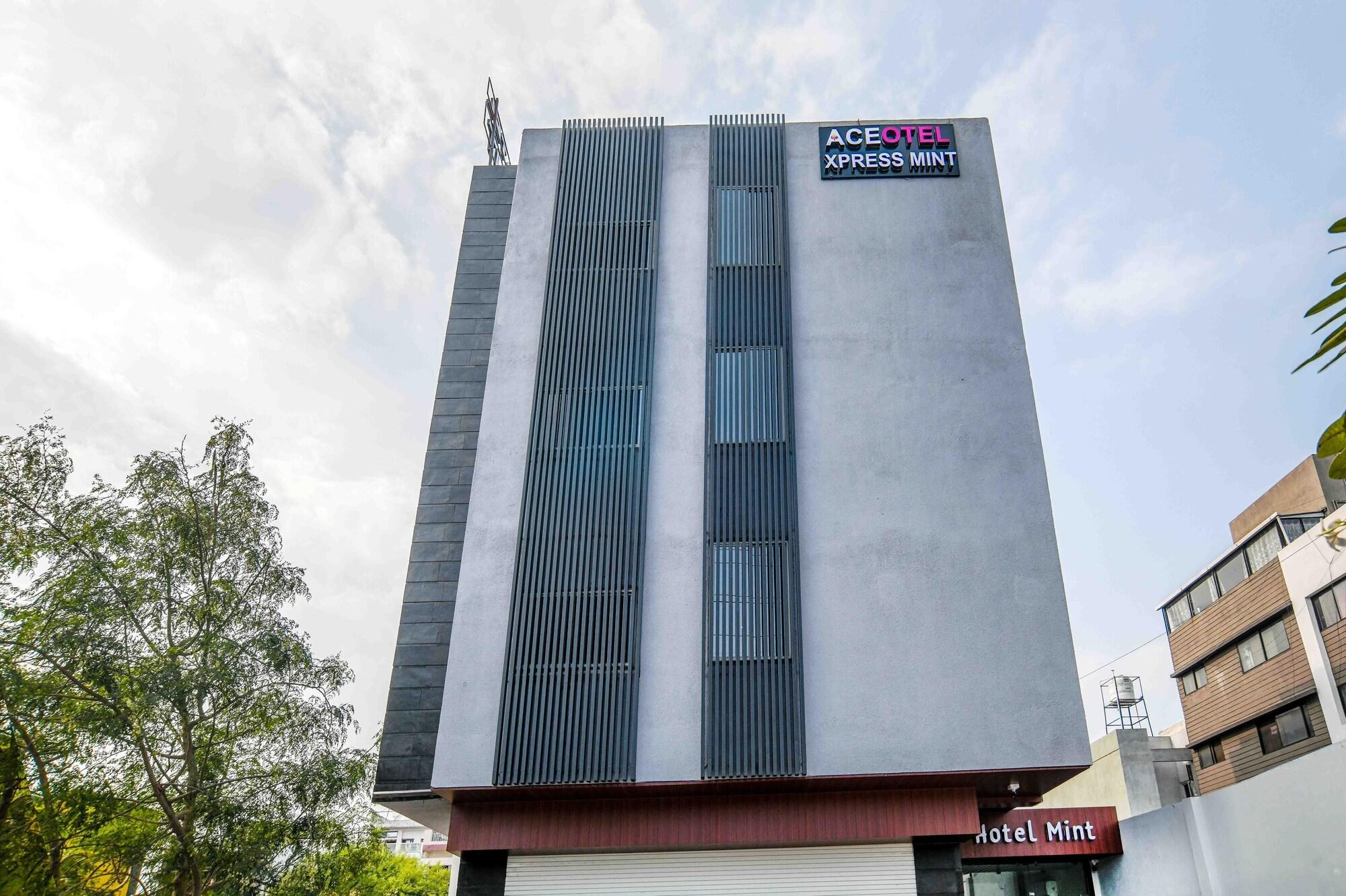 Vista Exterior Aceotel Xpress Mint
