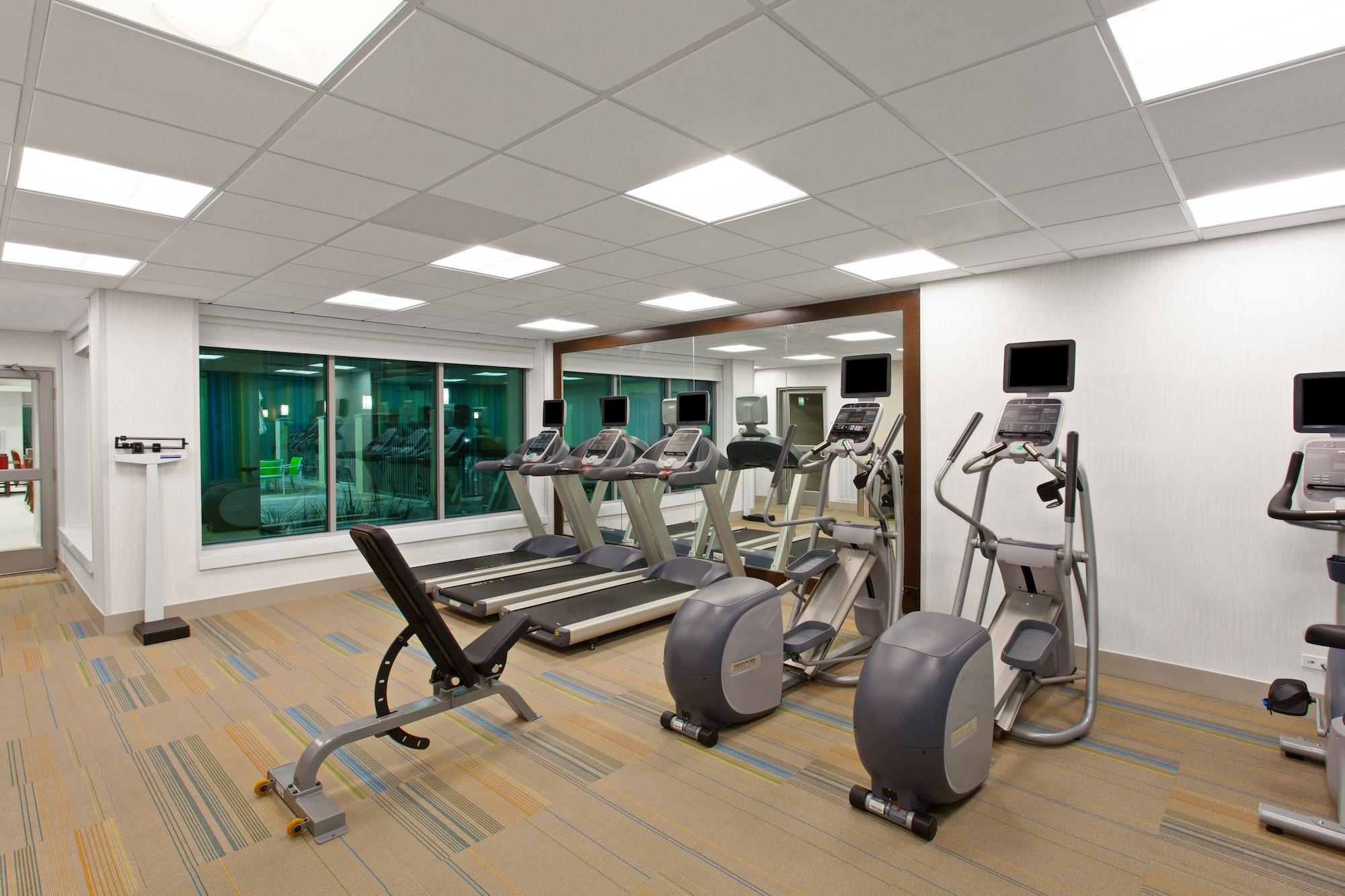 Gimnasio Holiday Inn Express & Suites Houston NW - Hwy 290 Cypress by IHG
