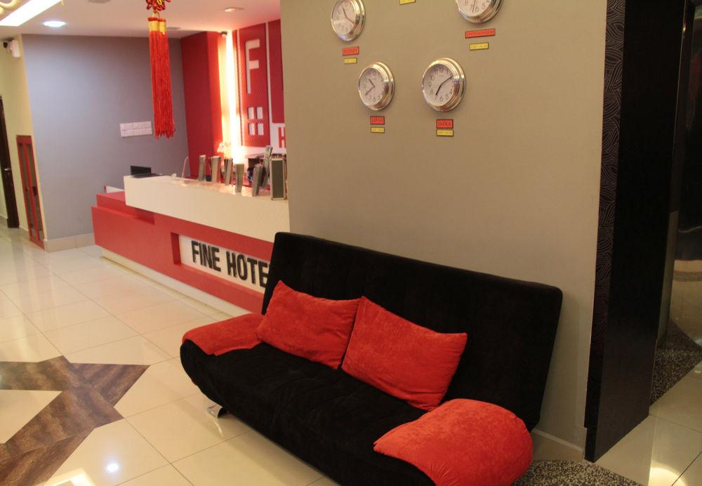 Vista Lobby Fine Hotel