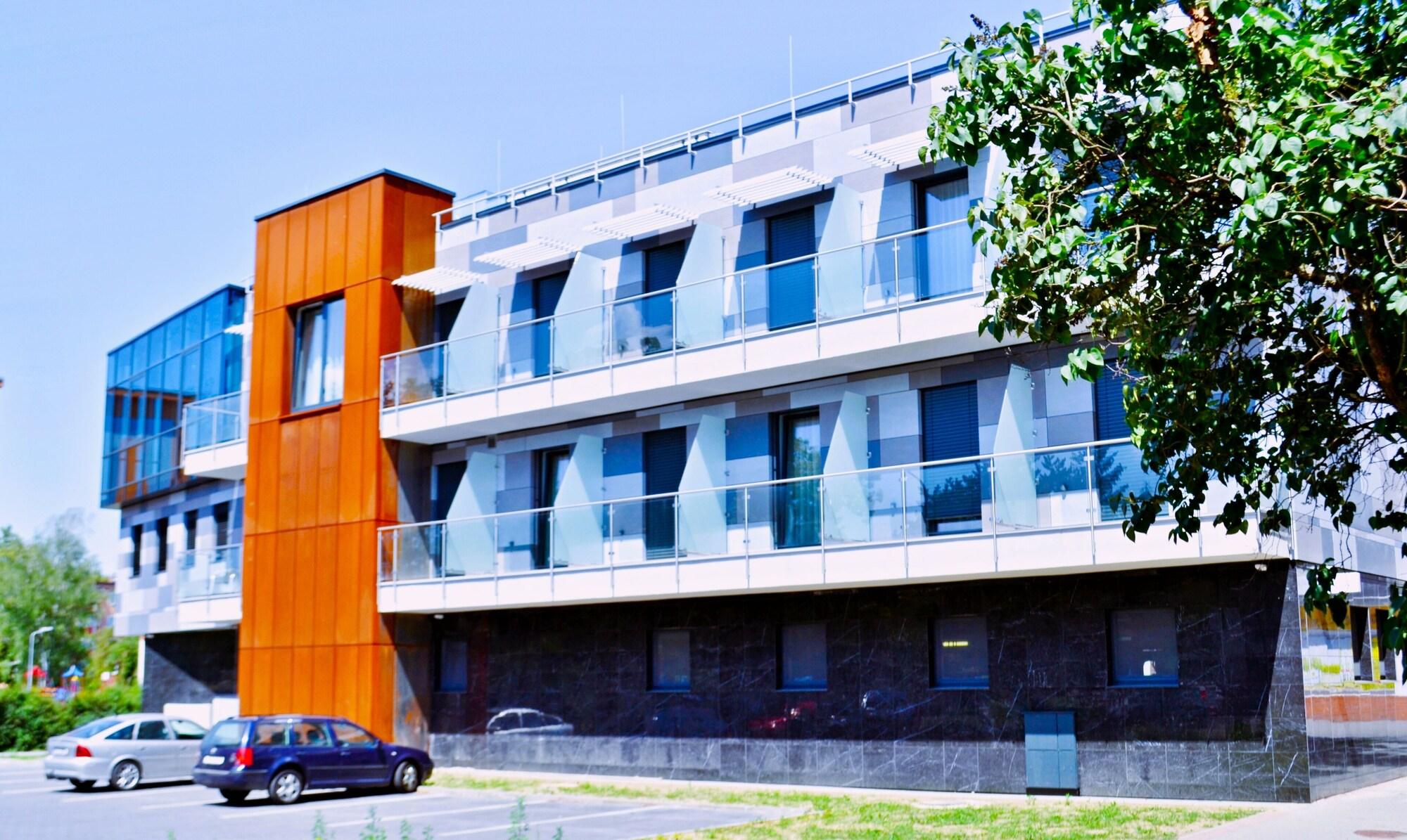 Varios Hotel Rajka