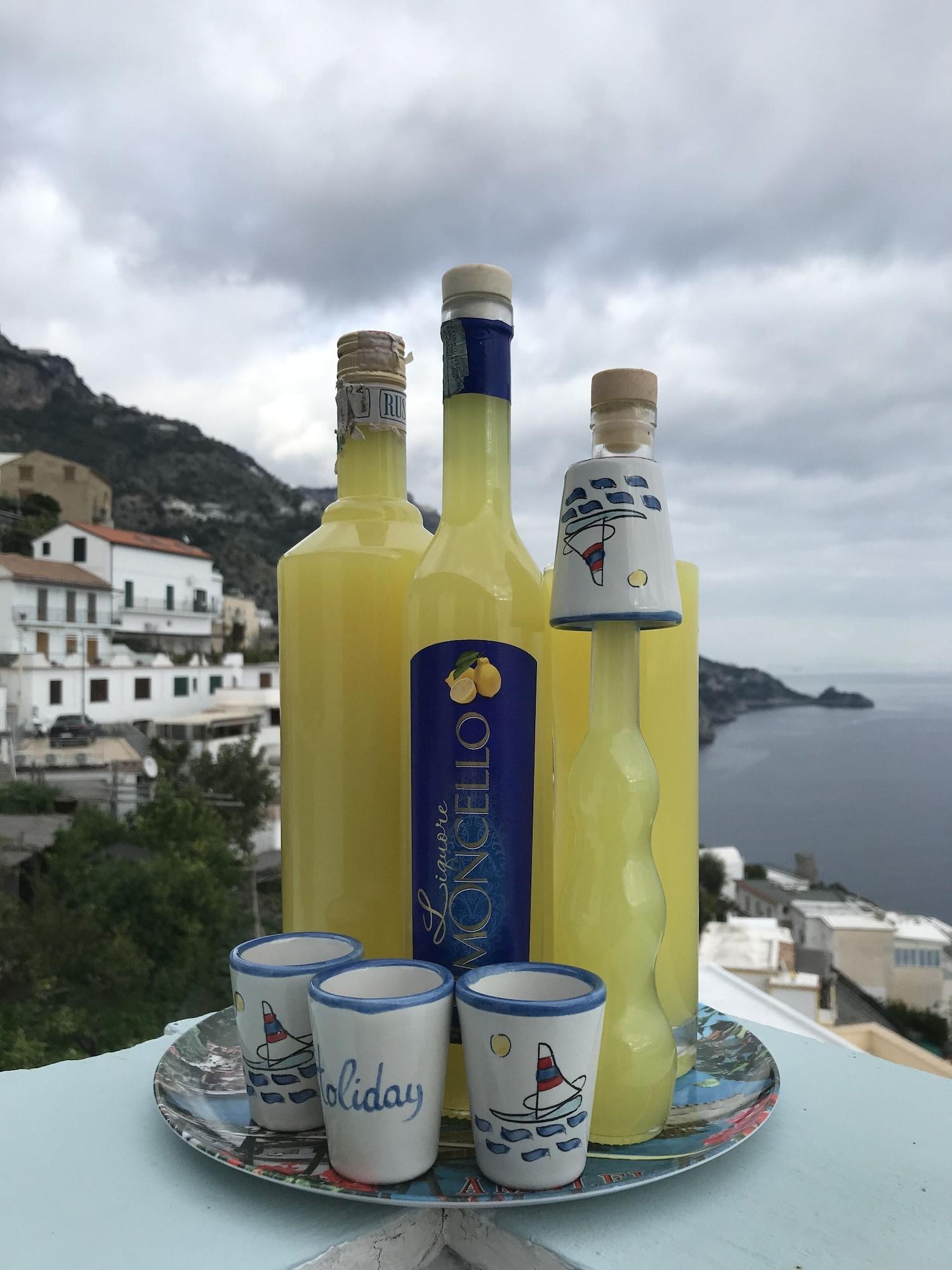 Bar/Salón Hotel Holiday