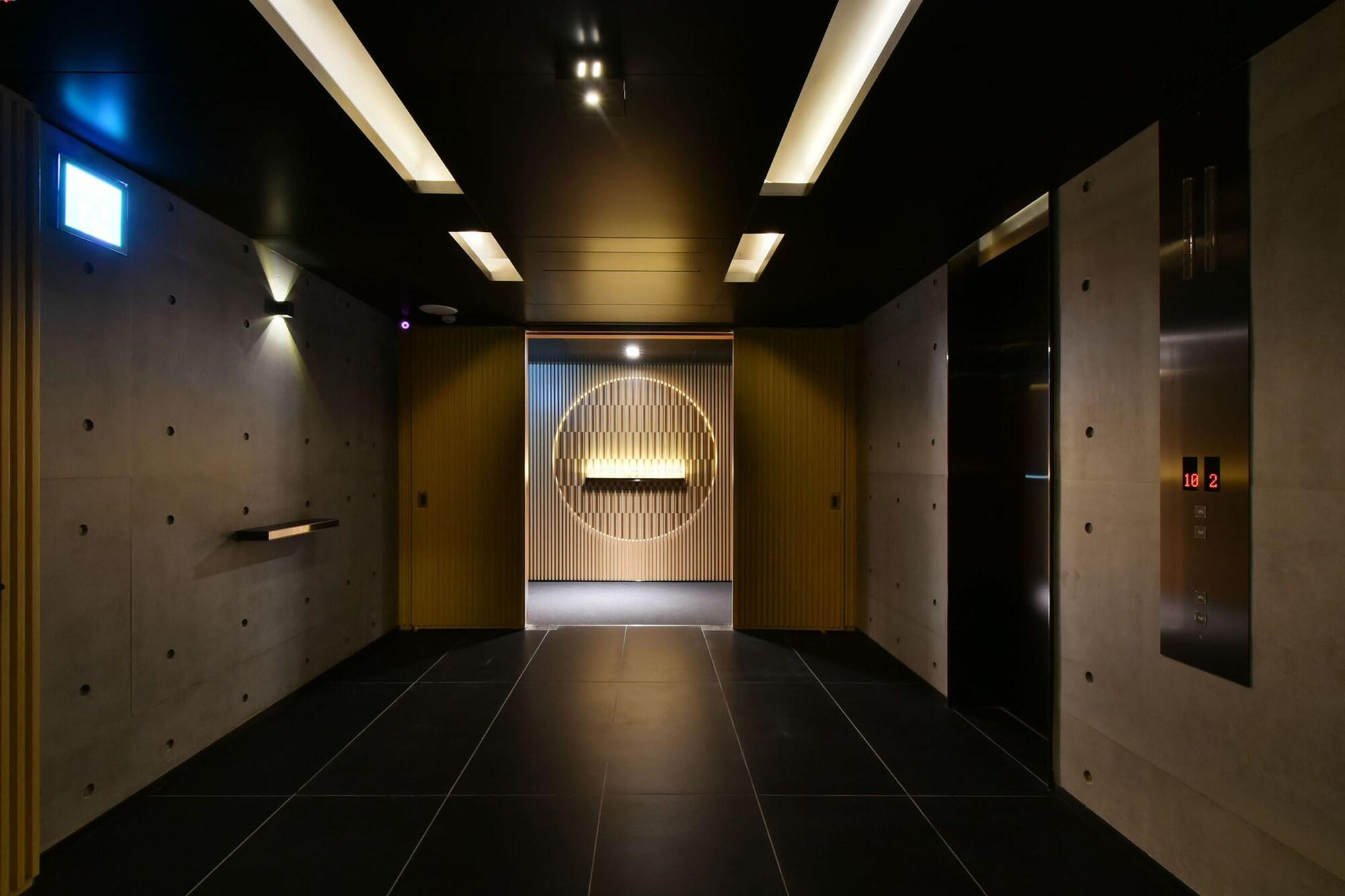 Varios Hotel R14