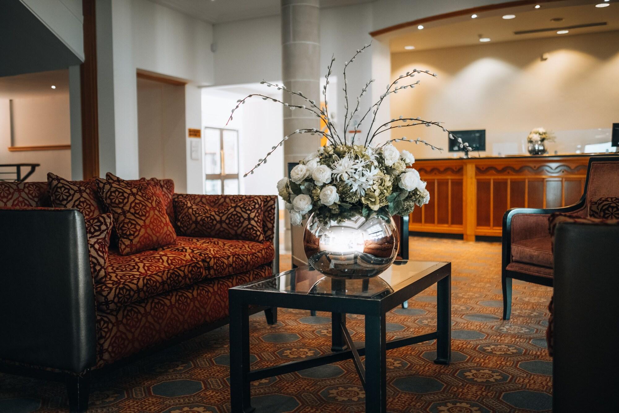 Vista Lobby The Oxfordshire Golf Hotel and Spa