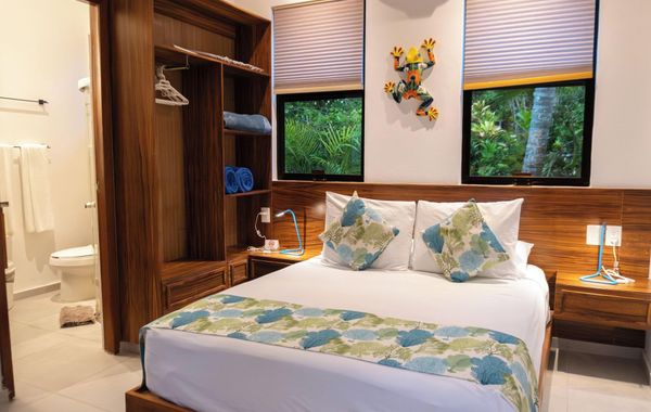 Ocean Walk Casita on Best Tulum Beach. Snorkels, Kayaks, Paddleboards Included - Hoteles cerca de Playa Las Palmas en Tulum