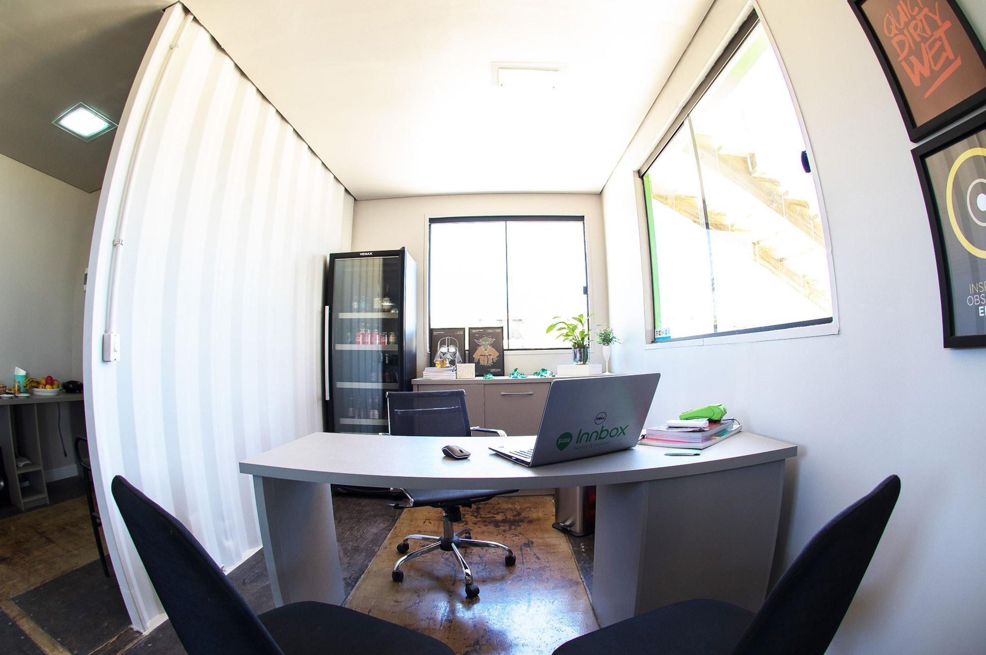 Vista Lobby Innbox - Praia Do Rosa - Hostel