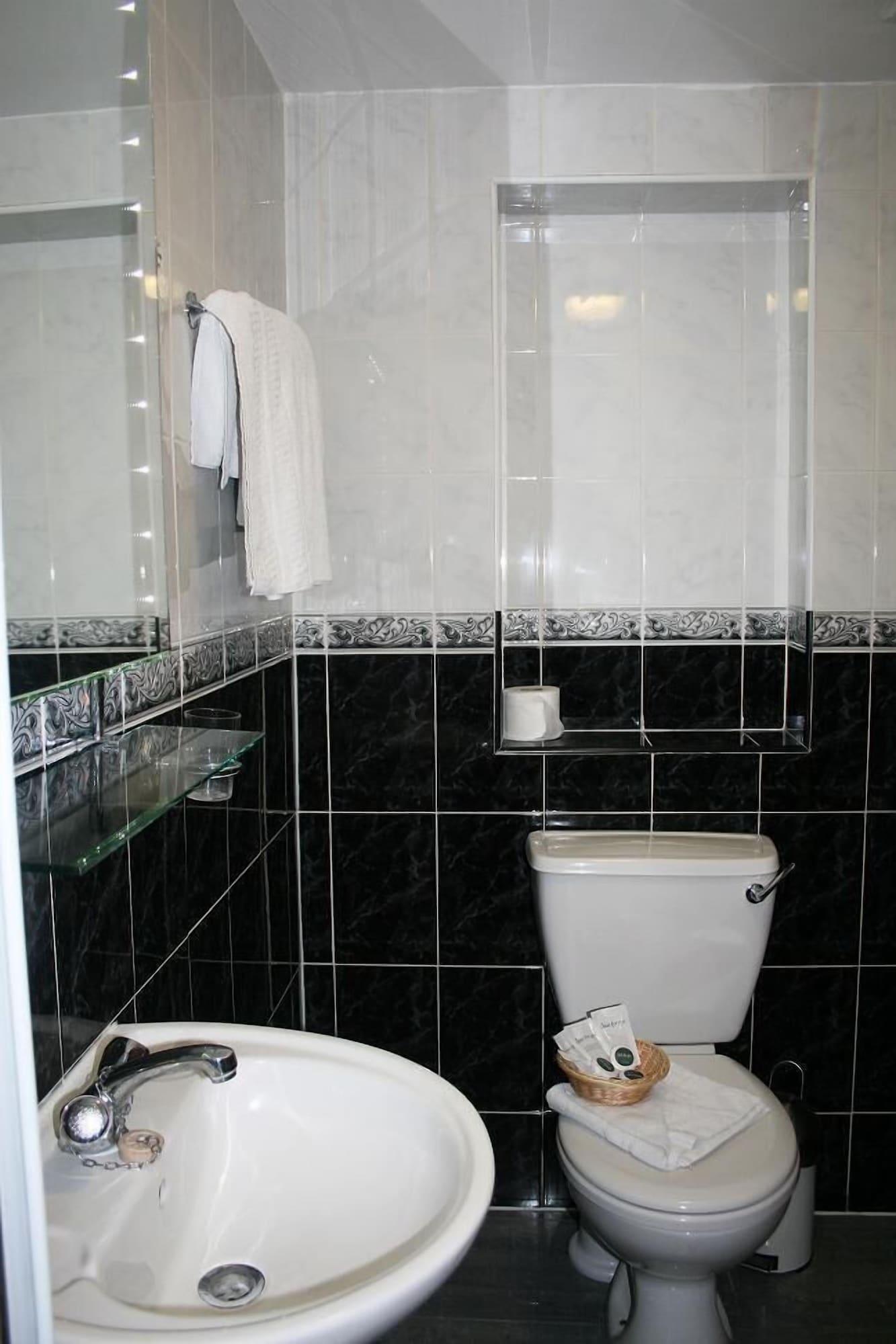 Equipamiento de Habitación Avon Hotel