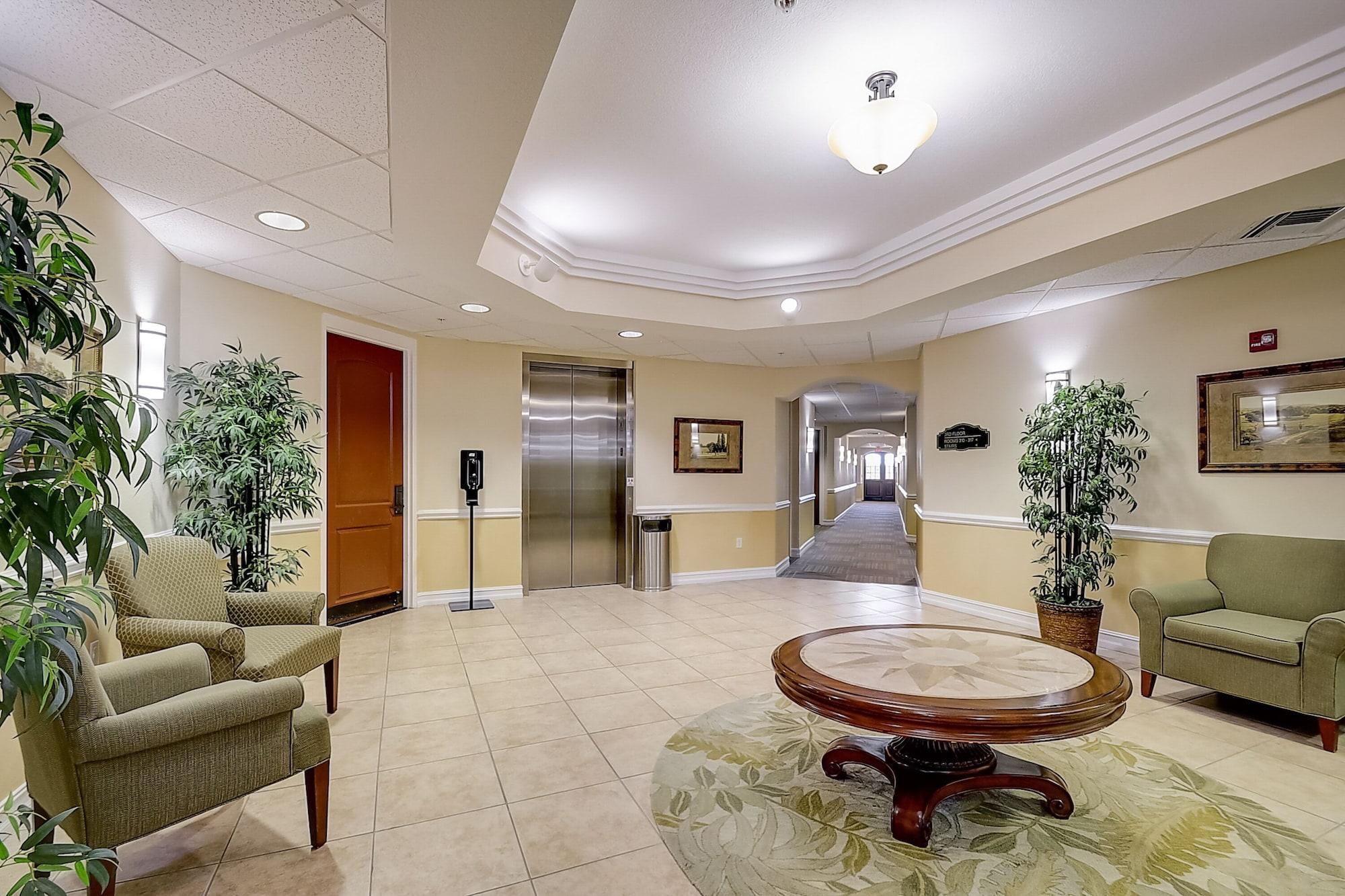Vista Lobby Emerald Greens Hotel Condo Resort