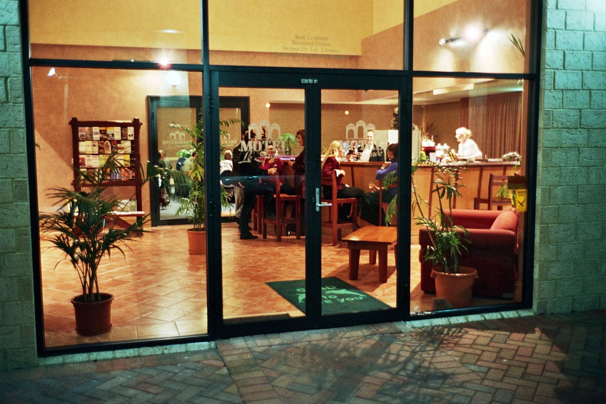 Vista Lobby Motel Le Grande