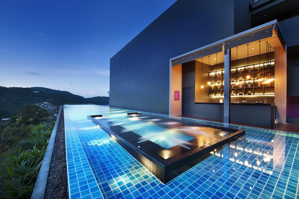 Vista Piscina Nook Dee Kata Beach Resort