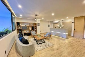 Alquiler Vacacional - Sunset Loft - Coastal Modern 1BD/1BA - Walk to Beach and Historic Center