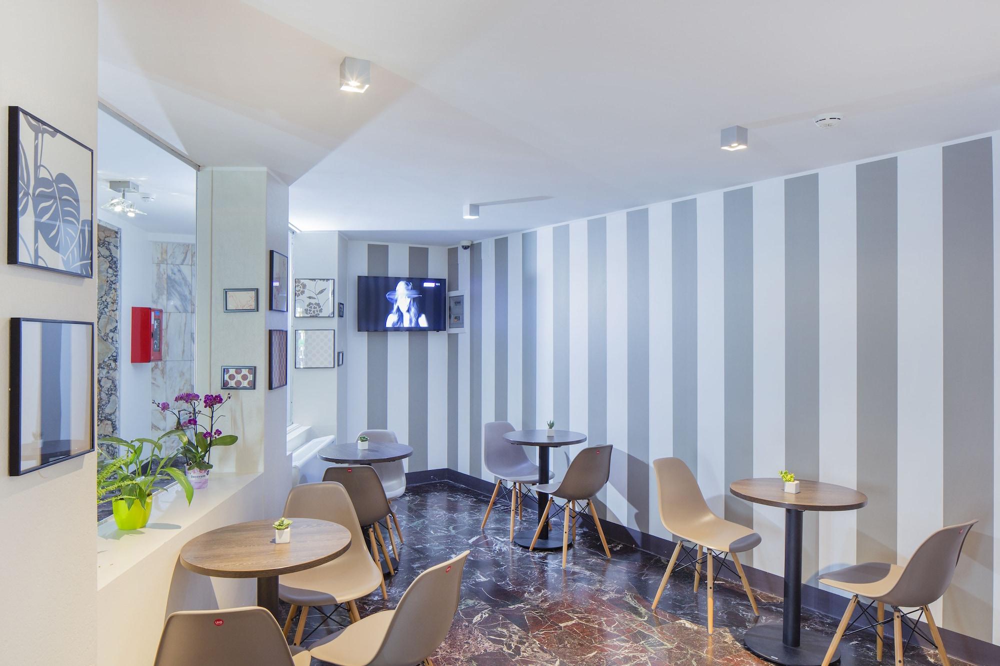 Bar/Salón B&B Hotel Trieste
