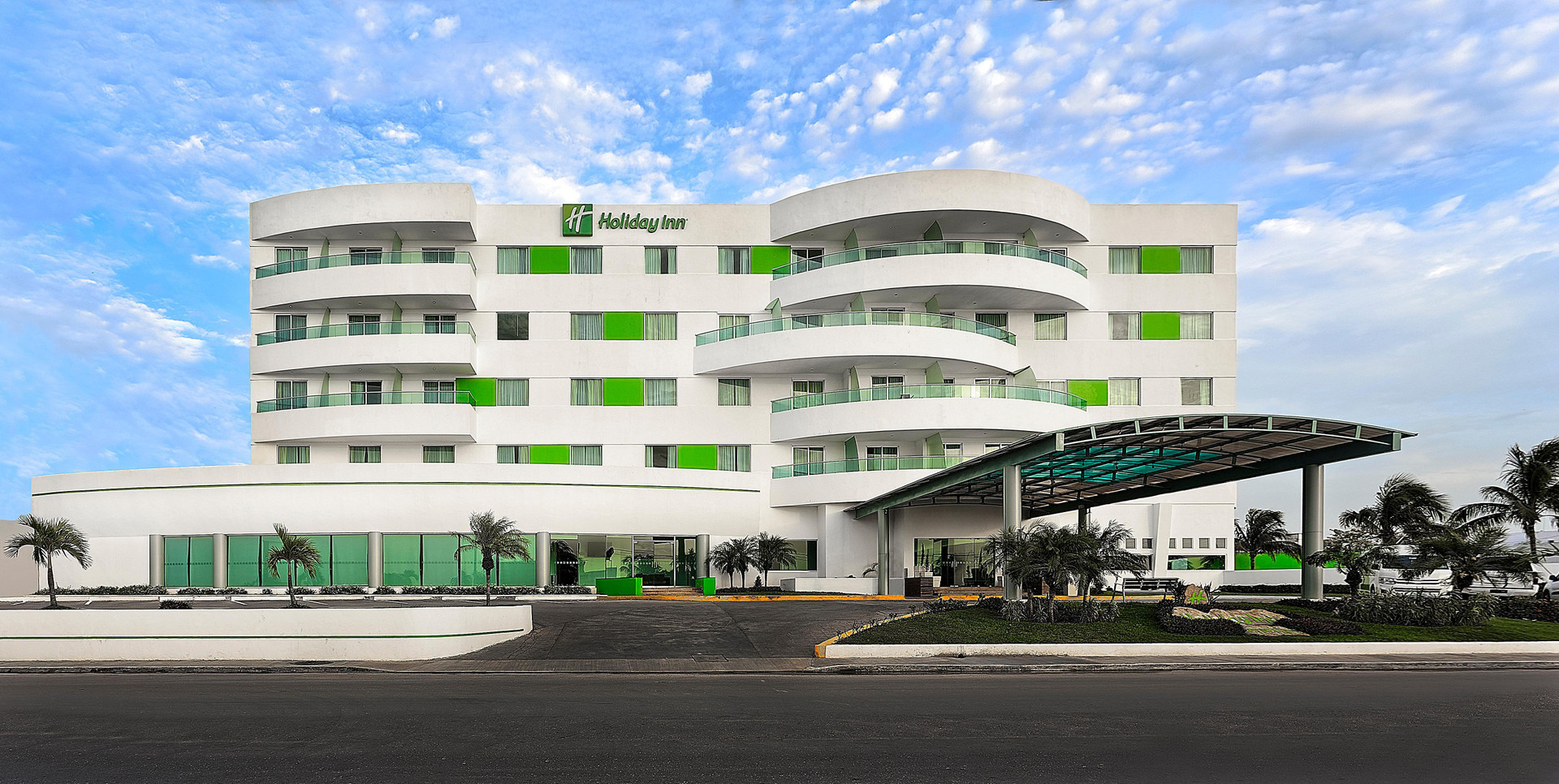 Vista Exterior Holiday Inn Campeche by IHG