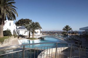 Alojamiento - Avra Beach Resort Hotel & Bungalows - All Inclusive