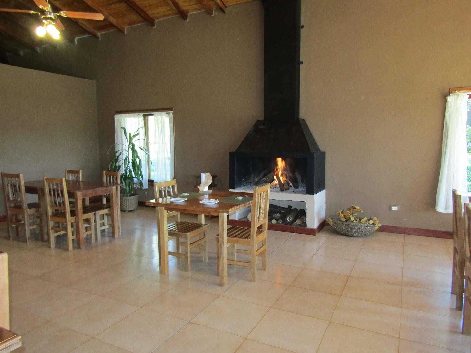 Salón de Baile Ytororo Lodge