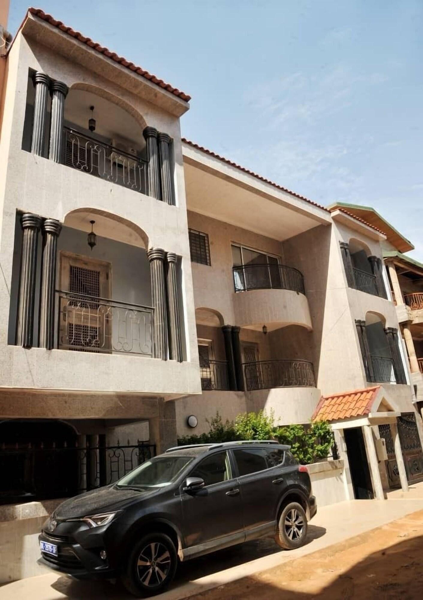 Vista Exterior Residence Nandi