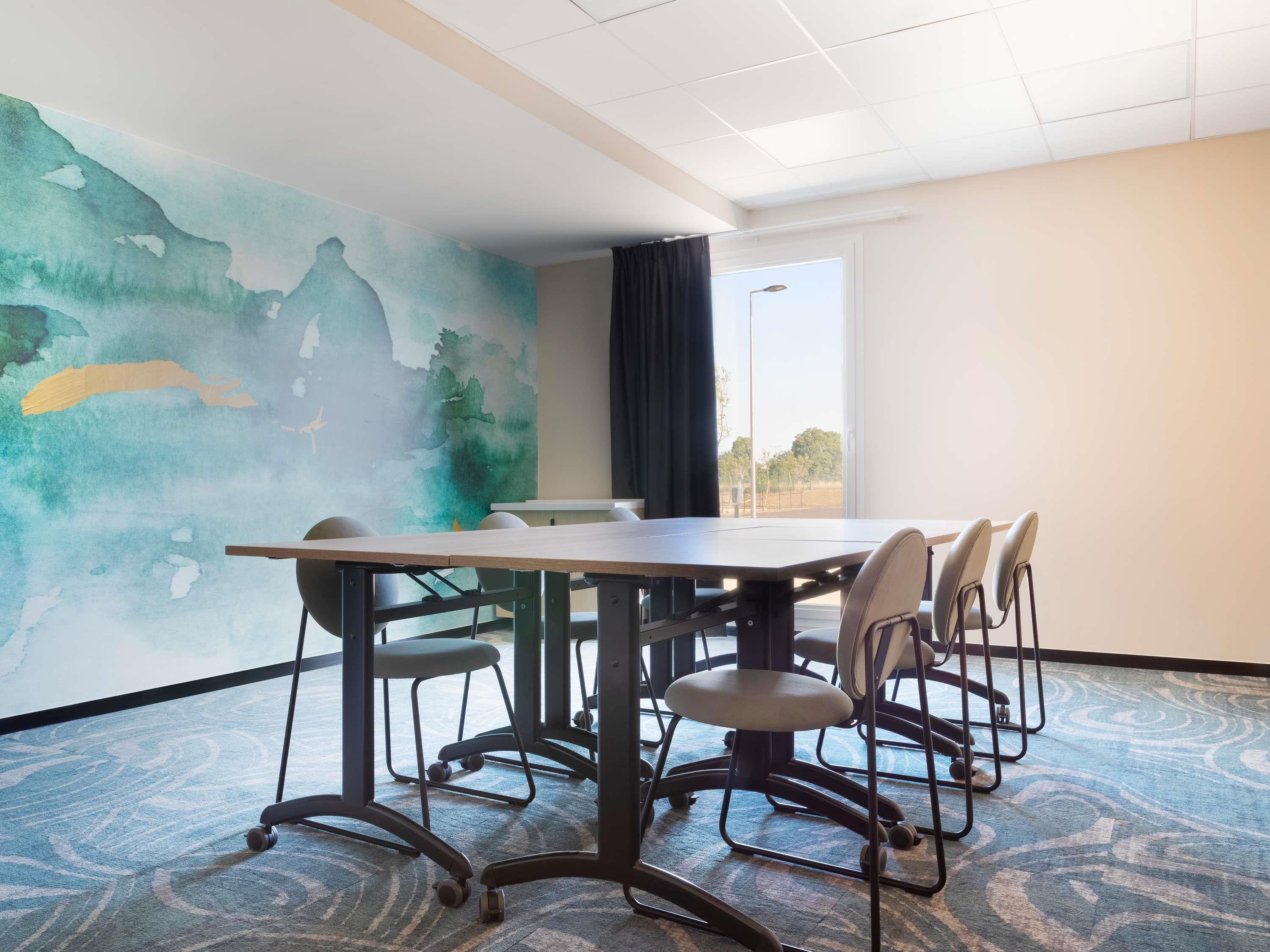Sala de Reuniones Ibis Styles Miramas - Provence