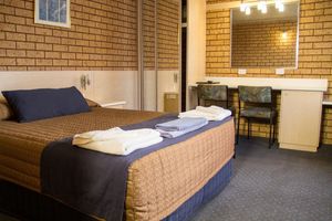 Alojamiento - Econo Lodge Fountain View