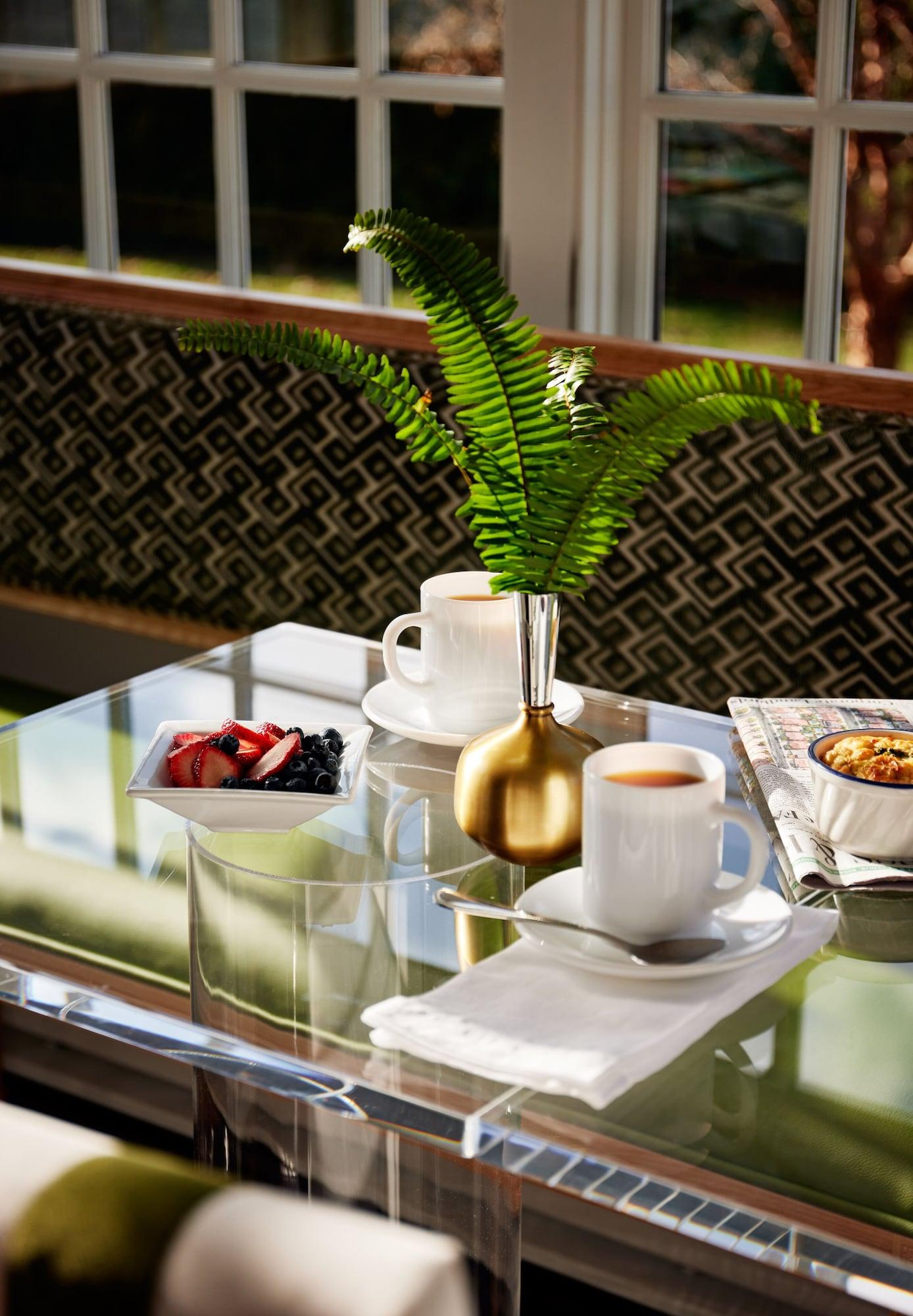 Restaurant Kennebunkport Captains Collection