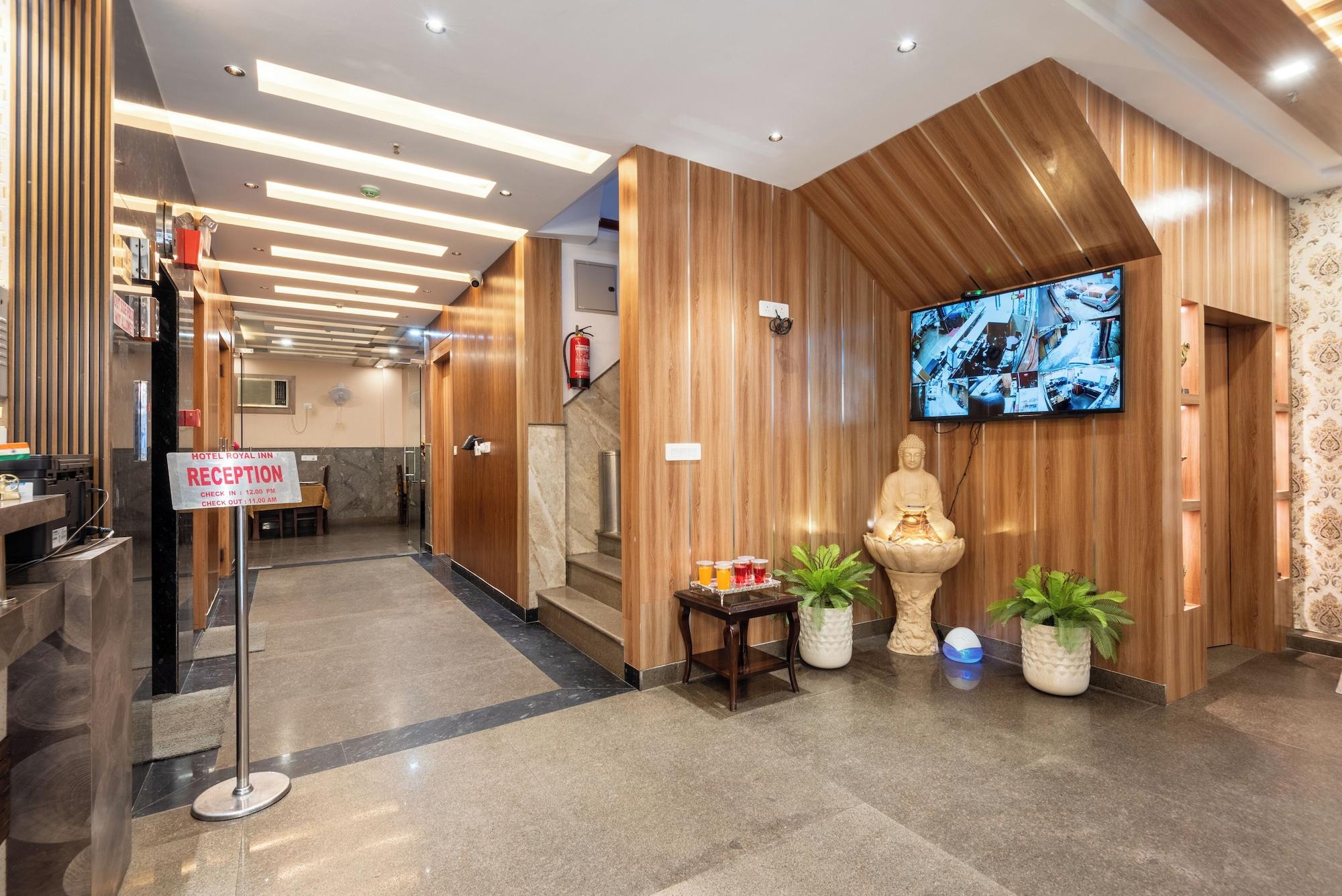 Vista Lobby Hotel Royal inn igi