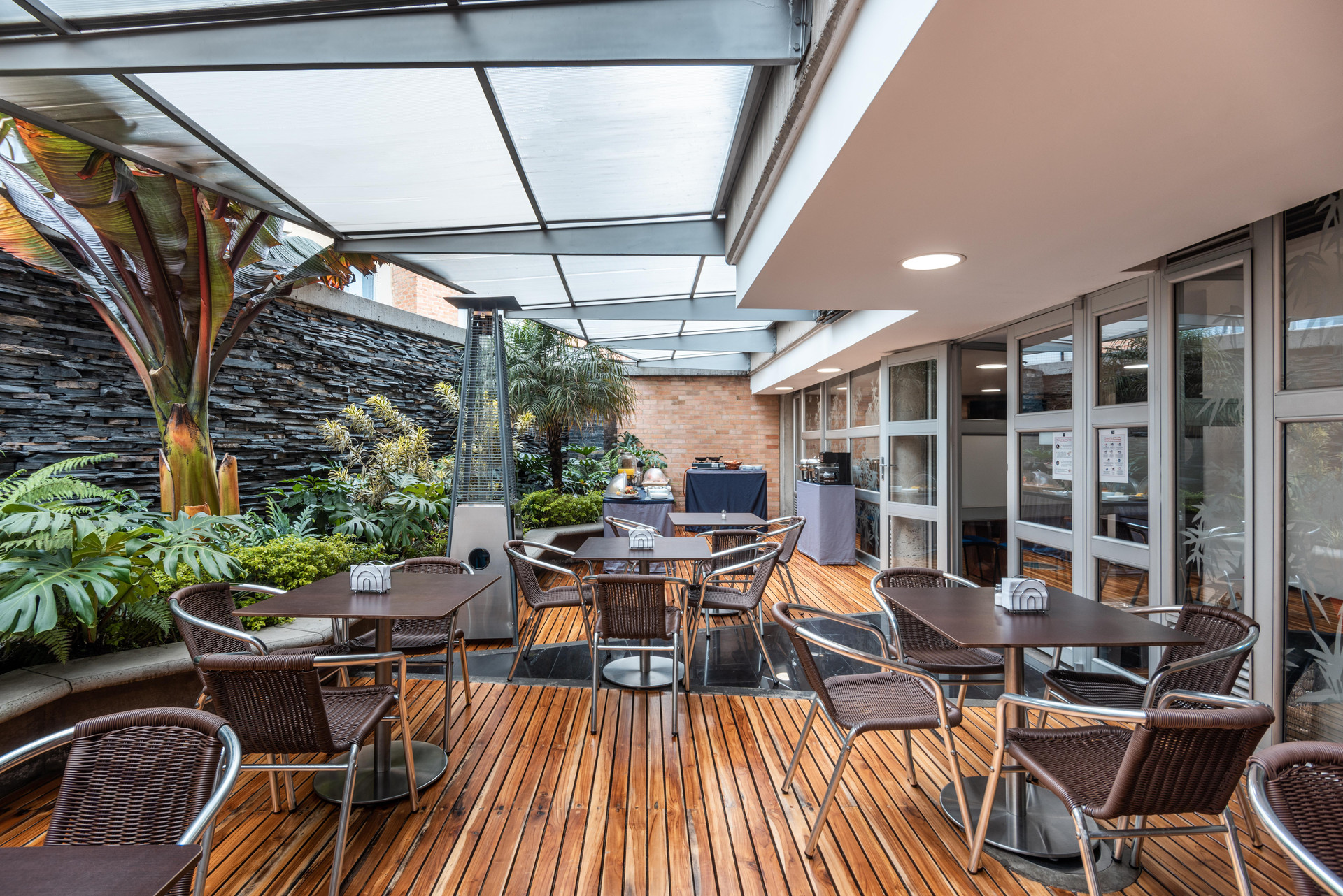 Restaurant Hotel 5 Elementos Corferias By HBP